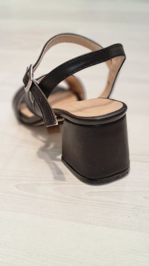 460 Tek Bant Bilek Detay 6 Cm Kalın Topuk Ayakkabı  Siyah Deri resmi