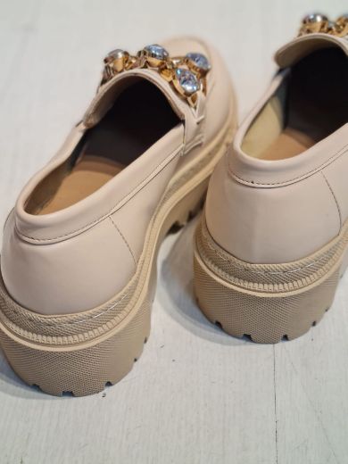 590 Taşlı Günlük Kullanışlı Kadın Loafer Ayakkabı   Bej Deri  resmi