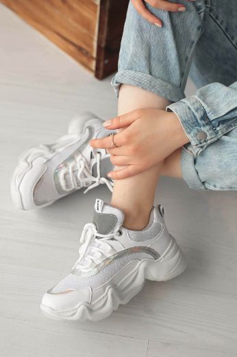 136-Z Kıvrımlı Taban Günlük Kadın Spor Ayakkabı  BEYAZ DERİ resmi